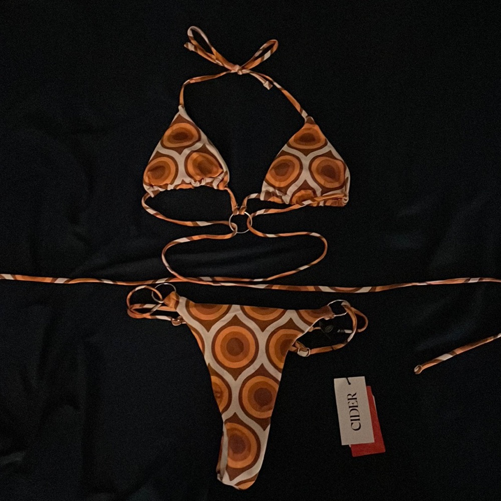 Cheeky brown toned bikini set